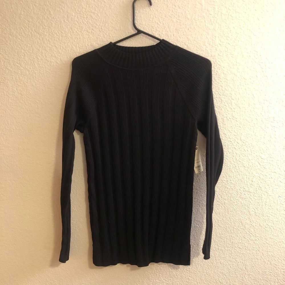 𝅺nwt St. John’s Bay Sweater Size XL